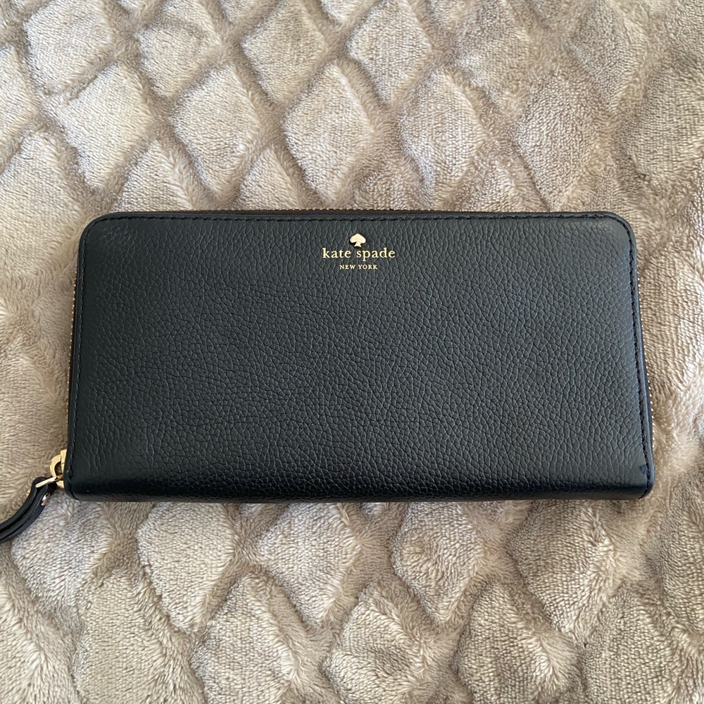 Kate Spade Black Lena Large Continental Wallet - Picture 1 of 5